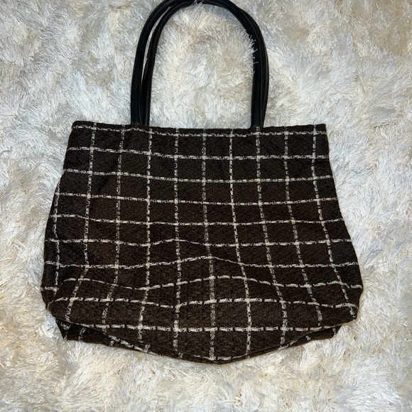 Purse - Picture 2 of 3